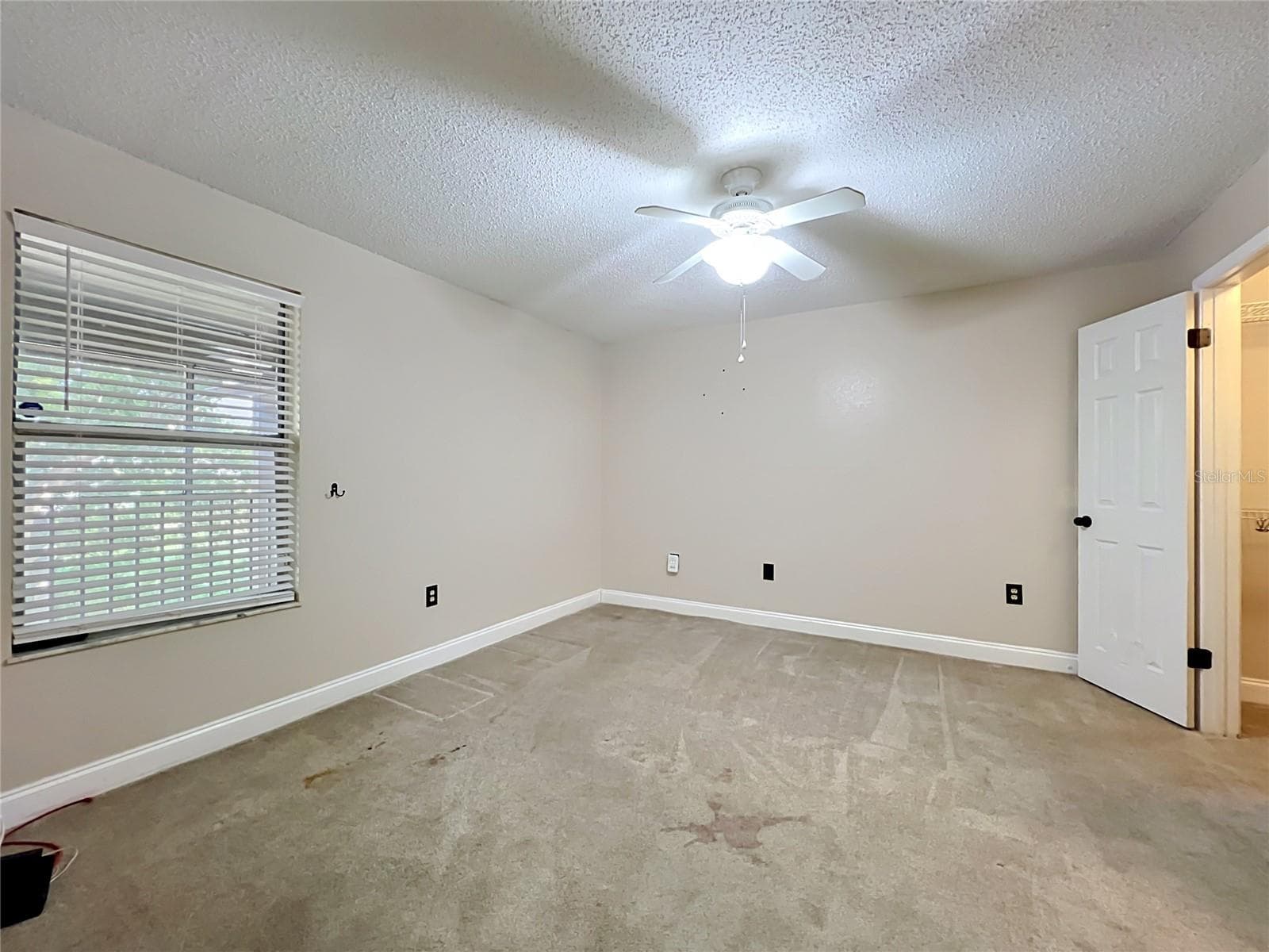 615 DORY LANE — photo 32 of 42