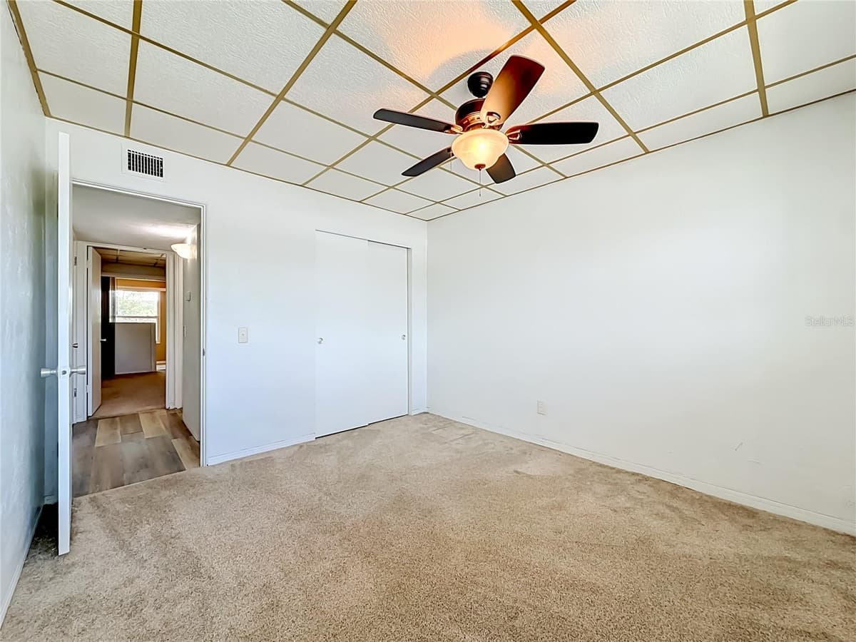5860 43RD TERRACE — photo 31 of 44