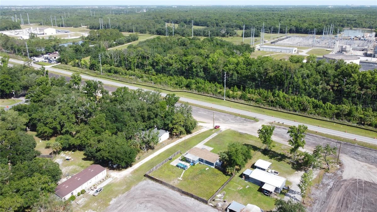 6590 OSCEOLA POLK LINE ROAD — photo 3 of 34