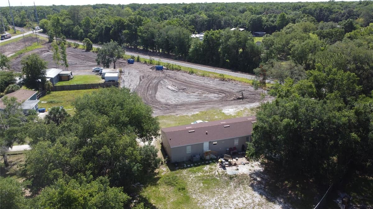 6590 OSCEOLA POLK LINE ROAD — photo 5 of 34