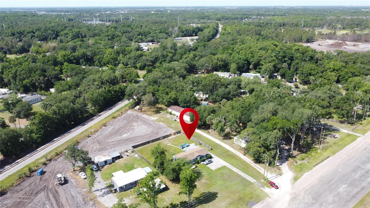 6590 OSCEOLA POLK LINE ROAD — photo 4 of 34