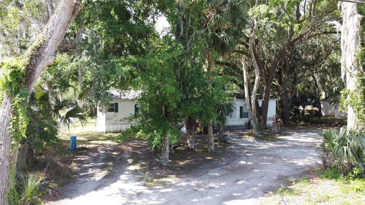 6590 OSCEOLA POLK LINE ROAD — photo 13 of 34