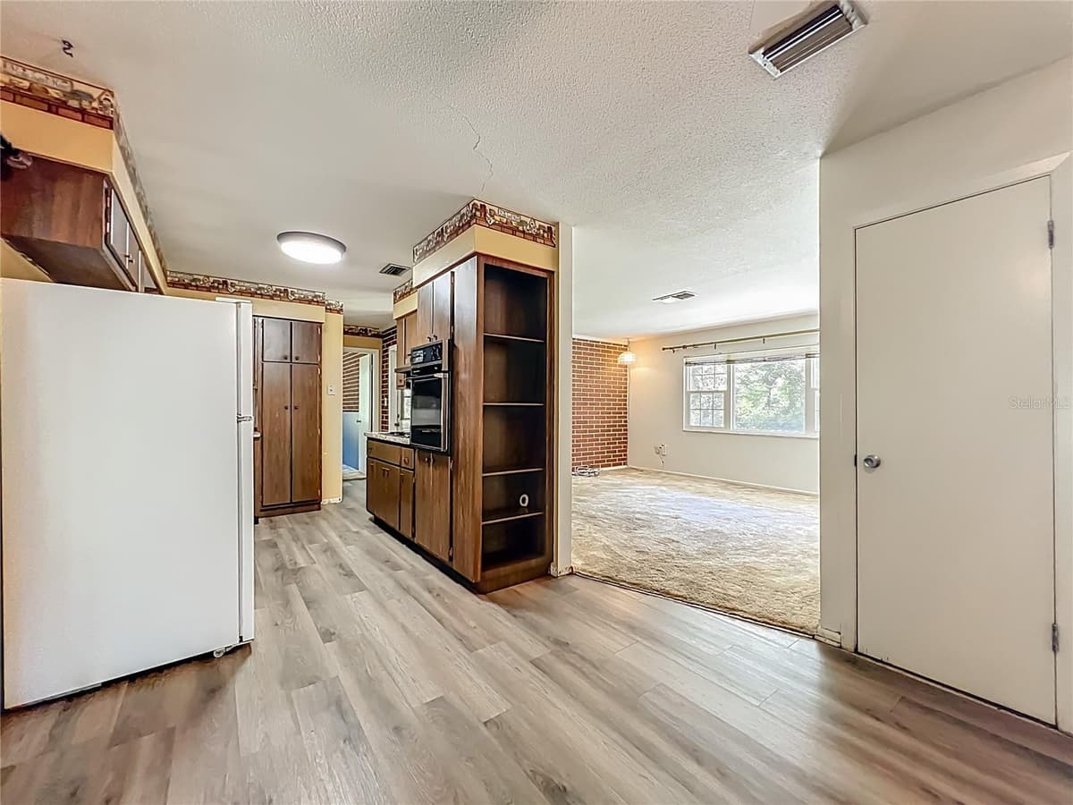7802 MIZELL STREET — photo 72 of 87