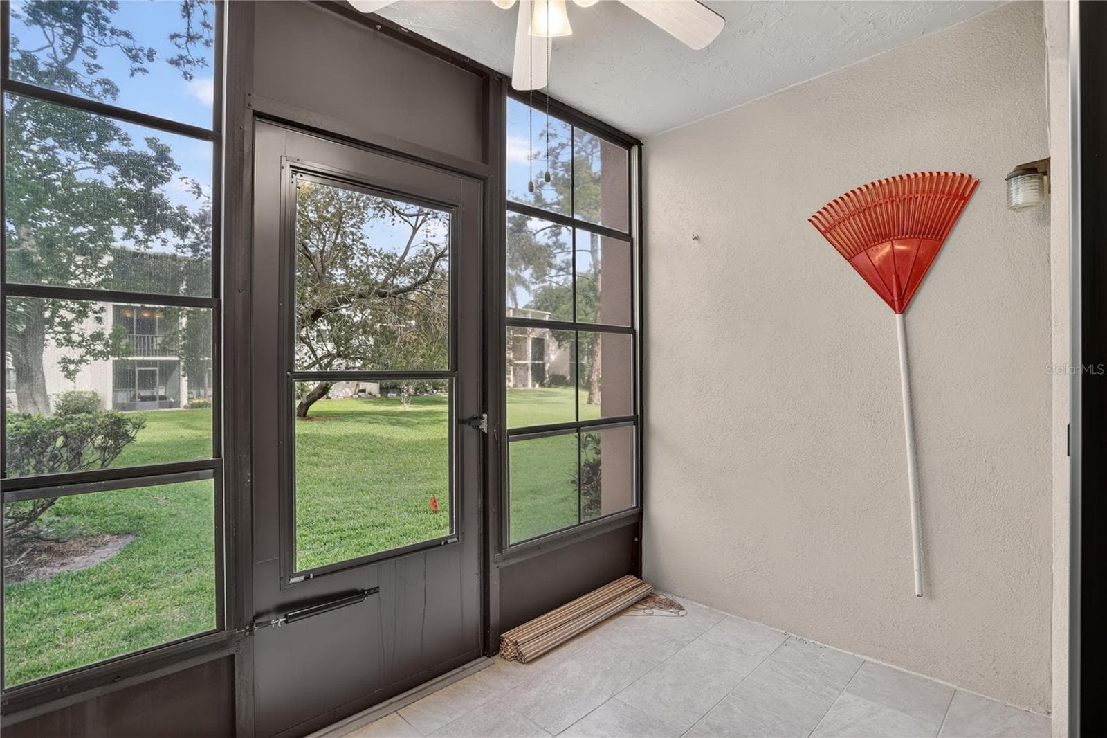 1370 HEATHER RIDGE BOULEVARD — photo 21 of 27
