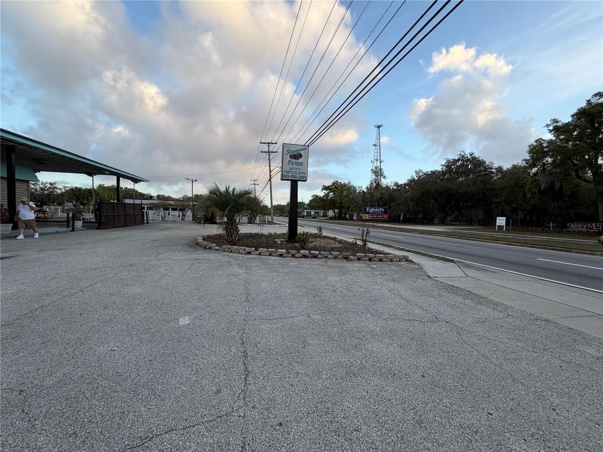 1095 US HIGHWAY 17 — photo 7 of 24