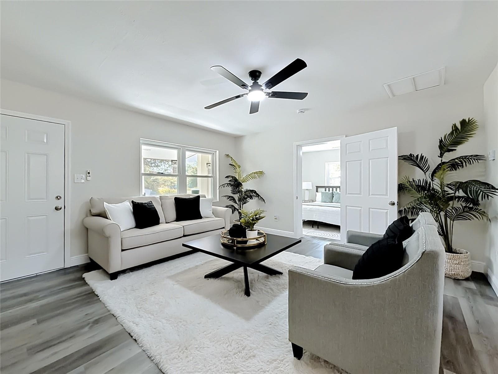 38611 MARSHALL STREET — photo 6 of 43