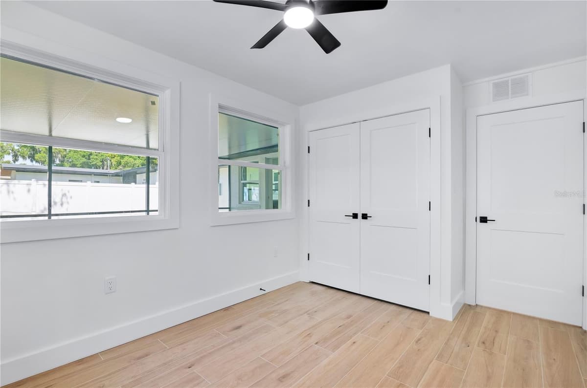 3212 INDIAN DRIVE — photo 25 of 50