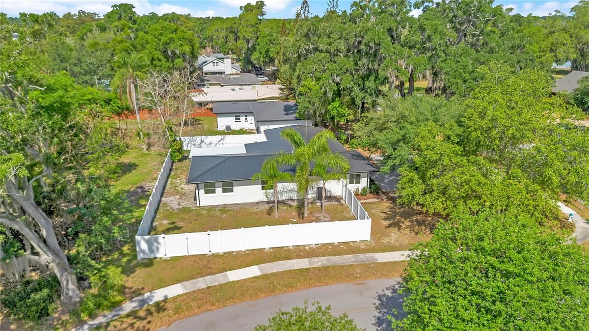 3212 INDIAN DRIVE — photo 45 of 50