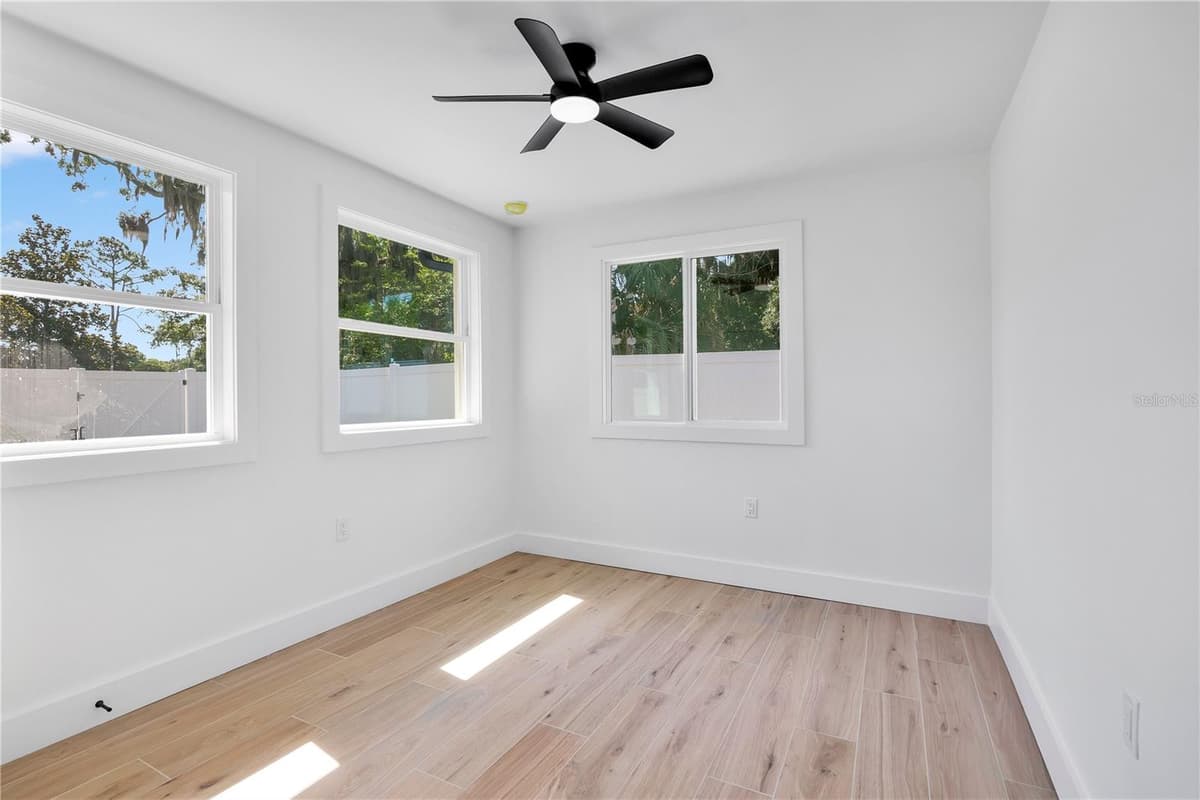 3212 INDIAN DRIVE — photo 28 of 50