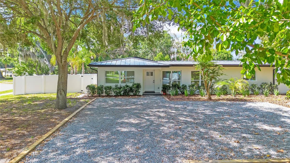 3212 INDIAN DRIVE — photo 1 of 50