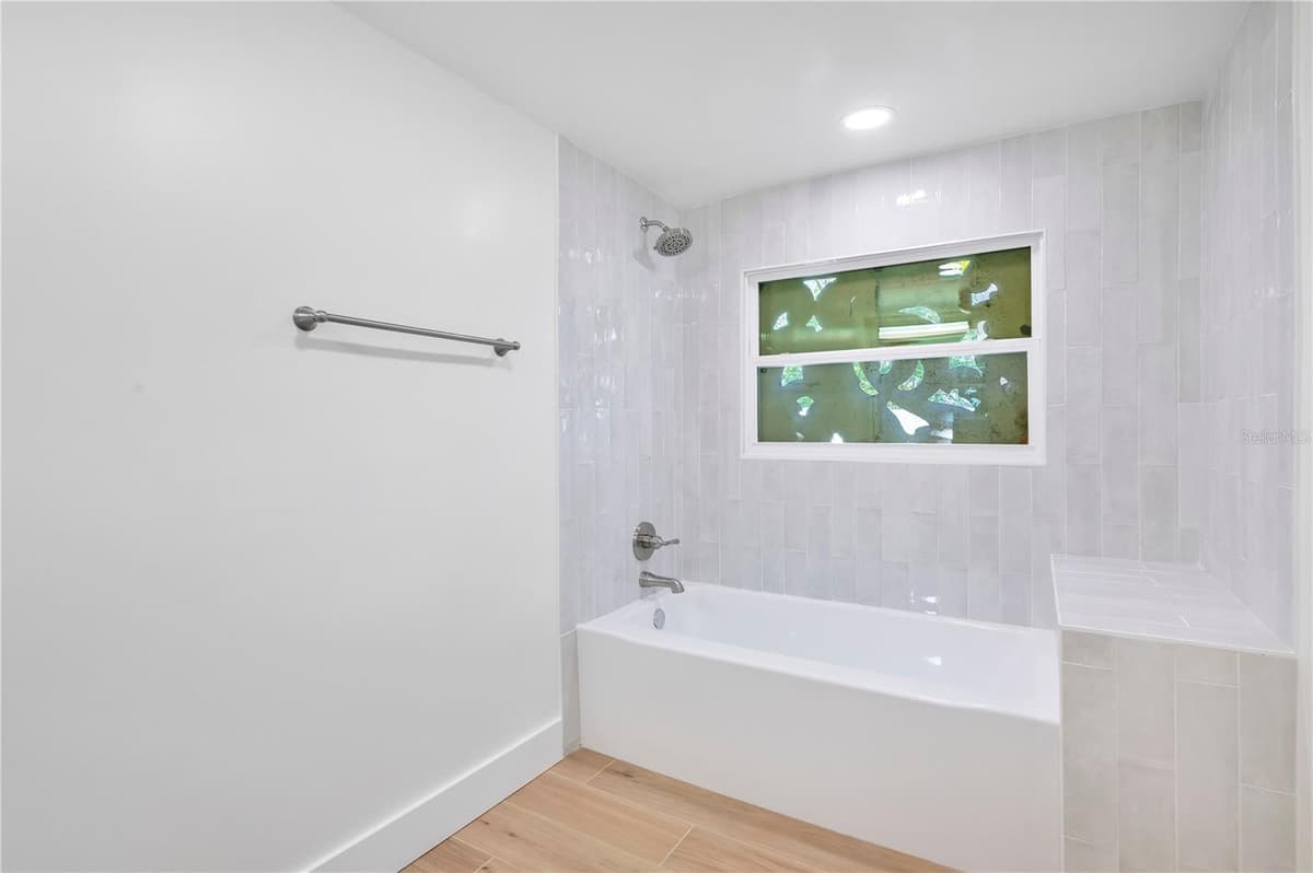3212 INDIAN DRIVE — photo 26 of 50