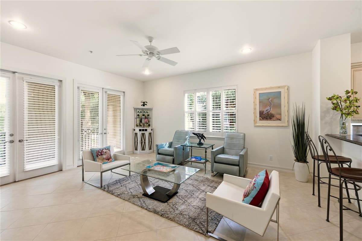 2843 TIBURON BOULEVARD — photo 16 of 45