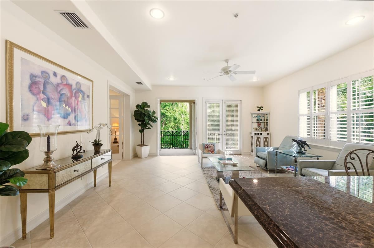 2843 TIBURON BOULEVARD — photo 14 of 45
