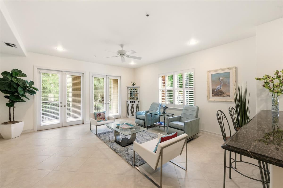 2843 TIBURON BOULEVARD — photo 15 of 45