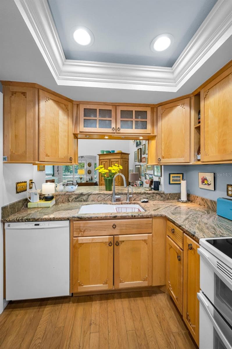 1720 CYPRESS TRACE DRIVE — photo 19 of 64