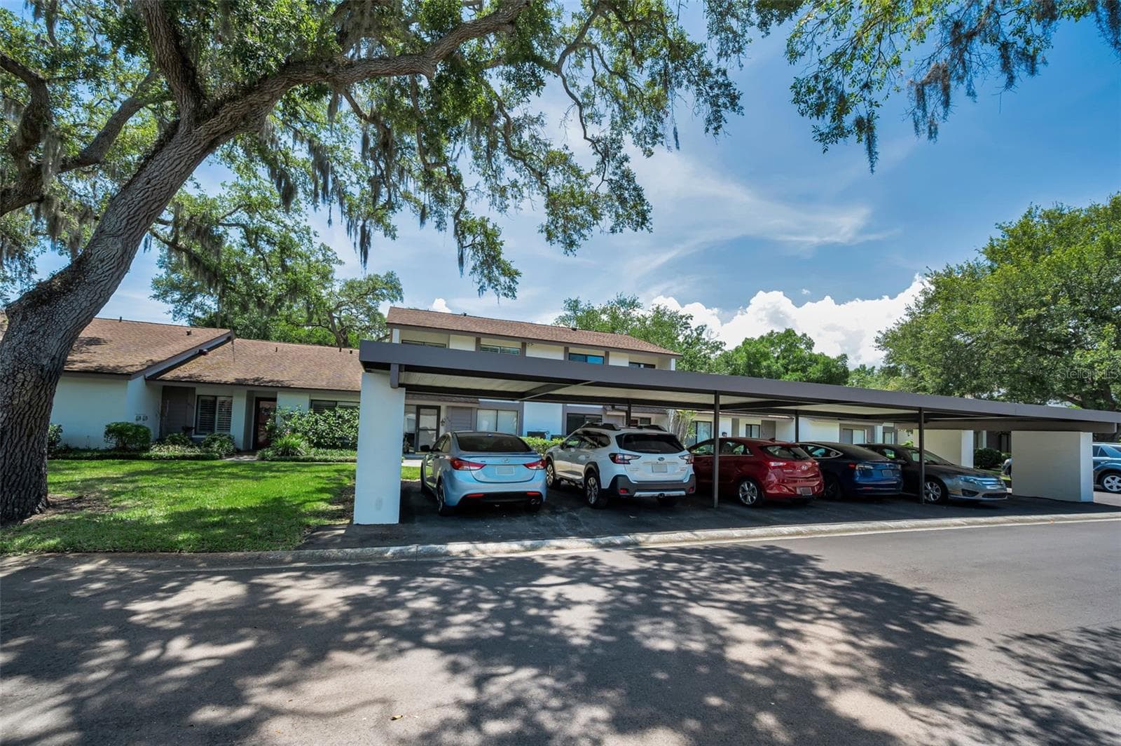 1720 CYPRESS TRACE DRIVE — photo 4 of 64