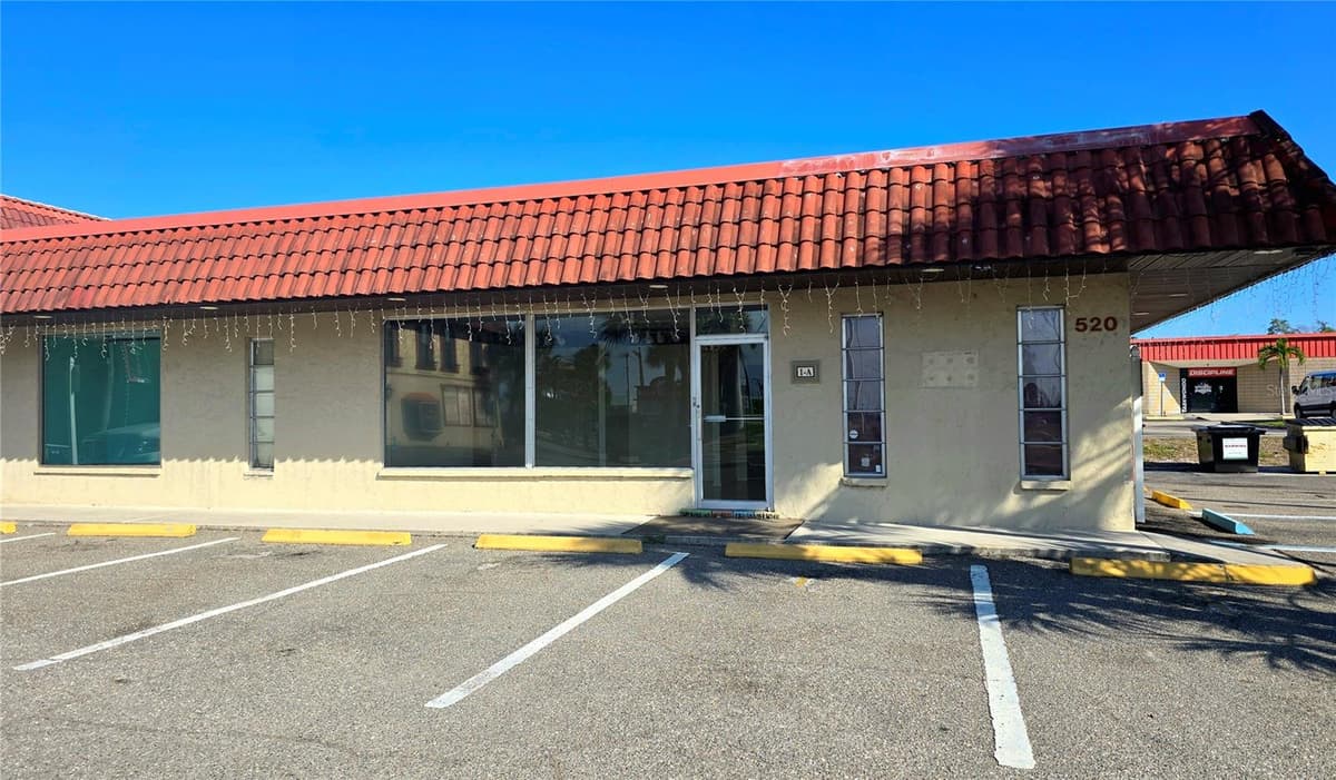 530 US-41-BYP — photo 6 of 25