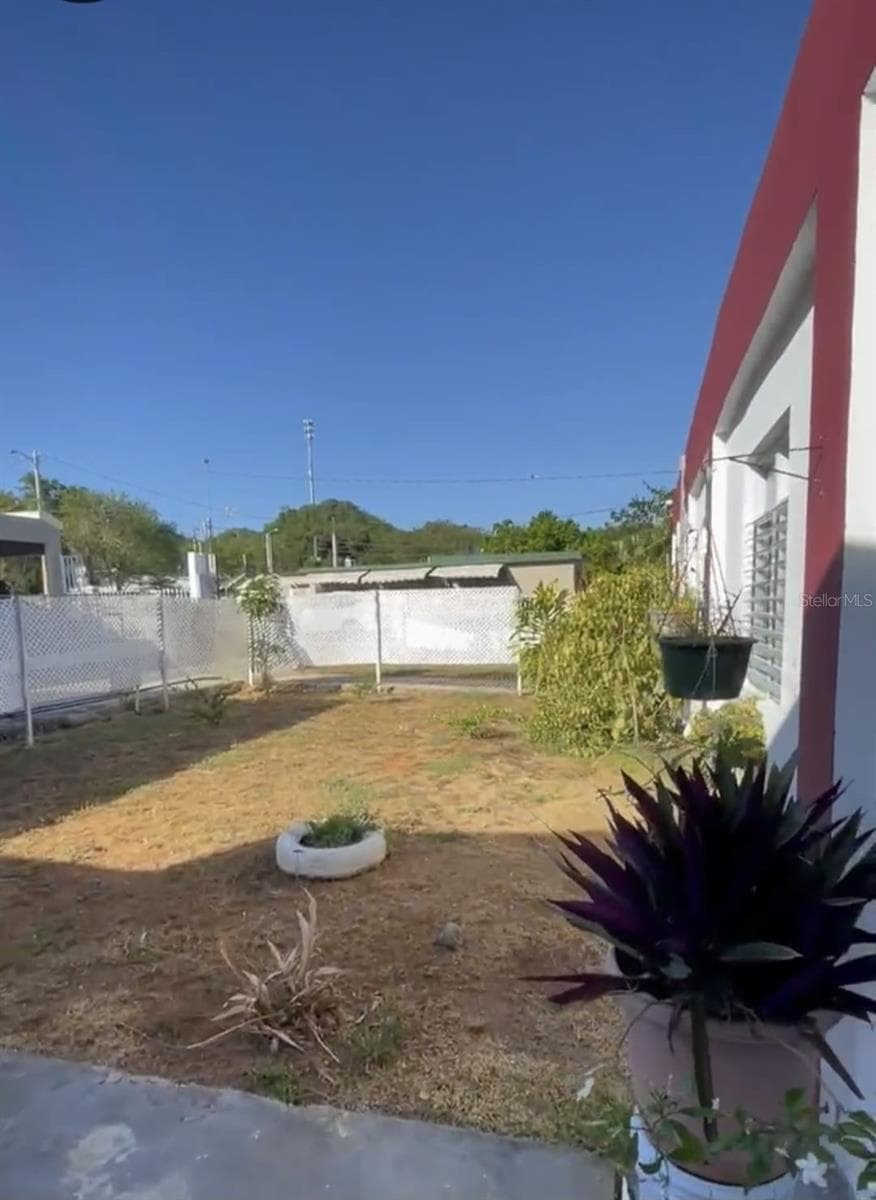 507 VICENTA ARROYO — photo 8 of 20