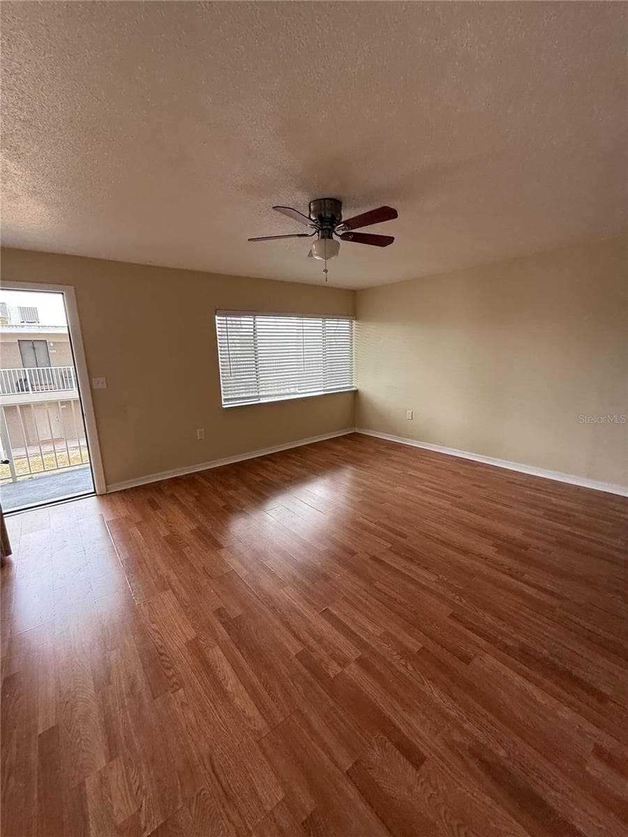 800 FISKE BOULEVARD — photo 6 of 7