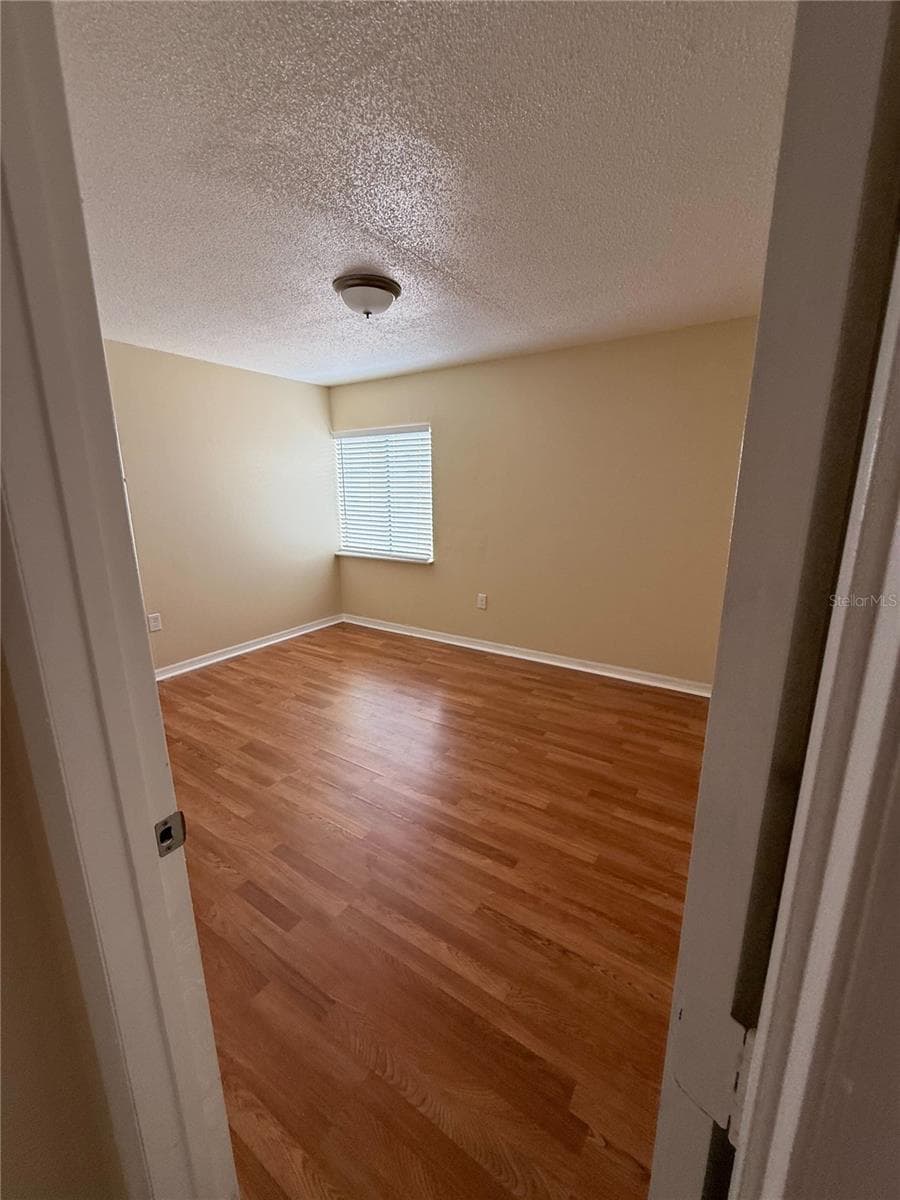 800 FISKE BOULEVARD — photo 4 of 7