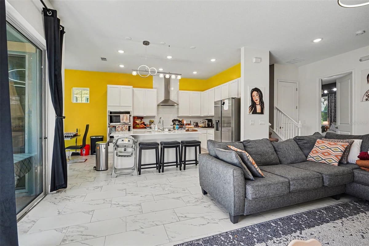 1432 REUNION BOULEVARD — photo 4 of 30