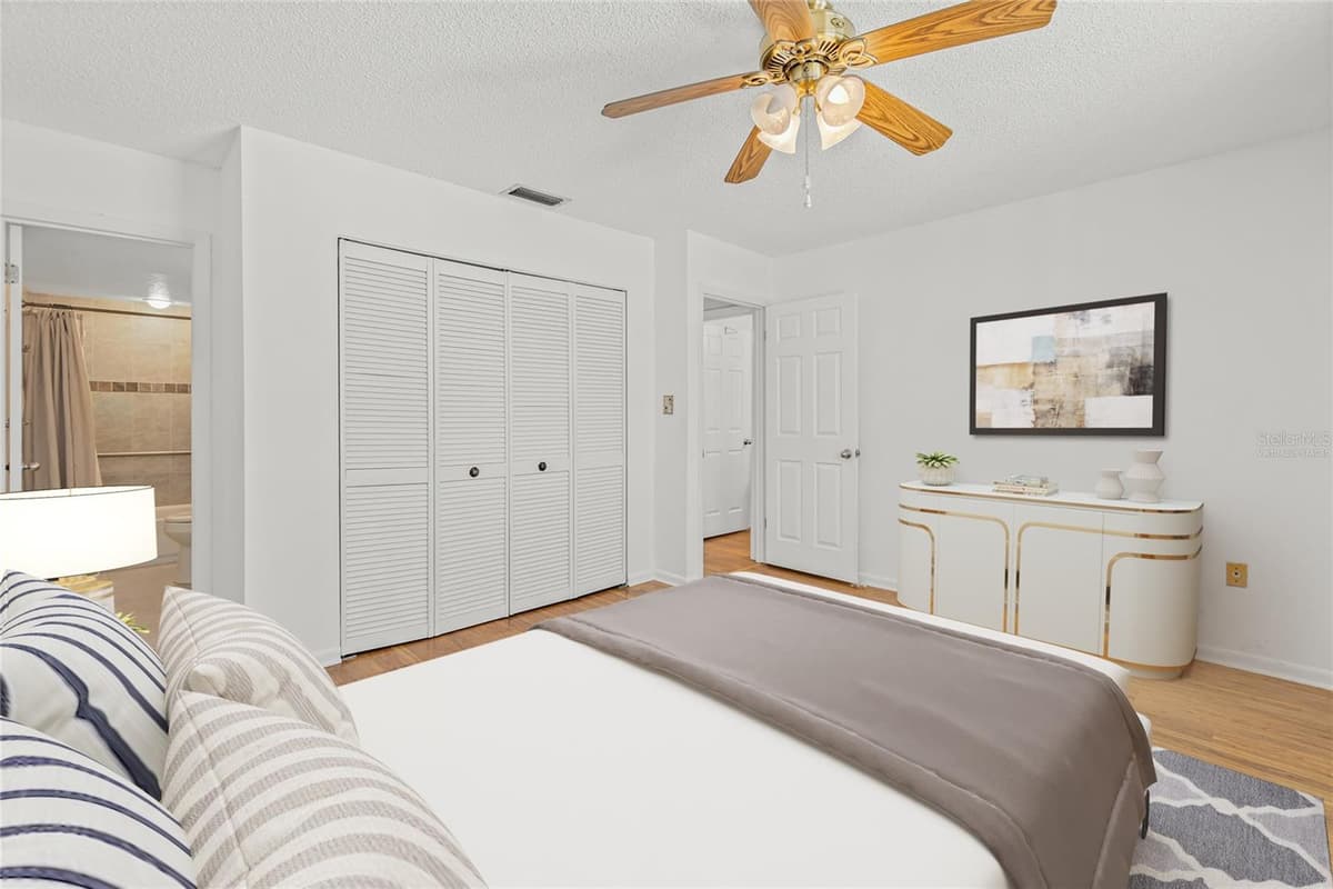 5801 ATLANTIC AVENUE — photo 18 of 39