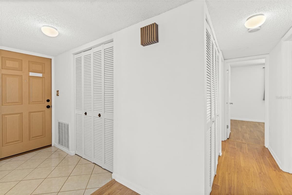 5801 ATLANTIC AVENUE — photo 23 of 39