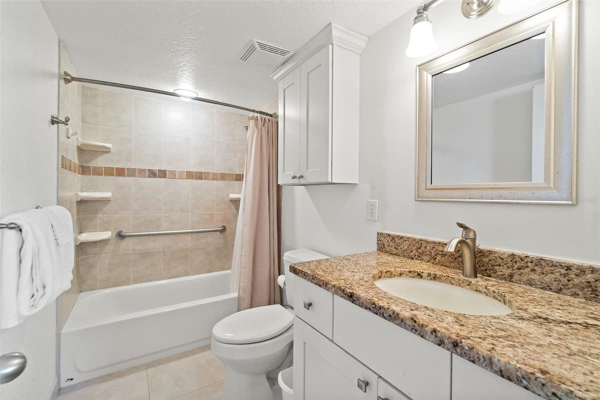 5801 ATLANTIC AVENUE — photo 19 of 39