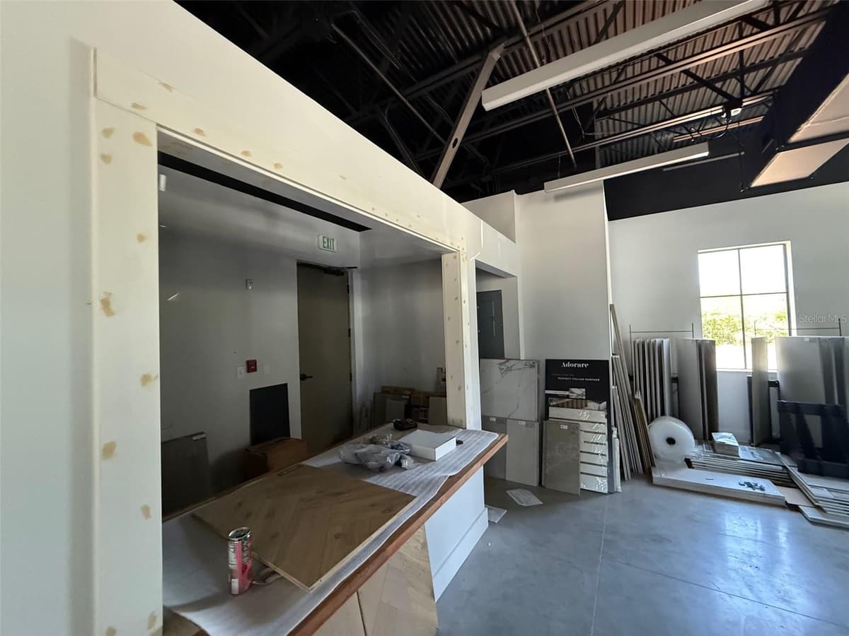 5920 PAN AMERICAN BOULEVARD — photo 5 of 13