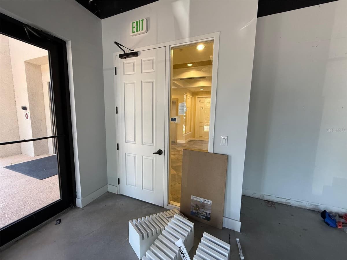 5920 PAN AMERICAN BOULEVARD — photo 12 of 13