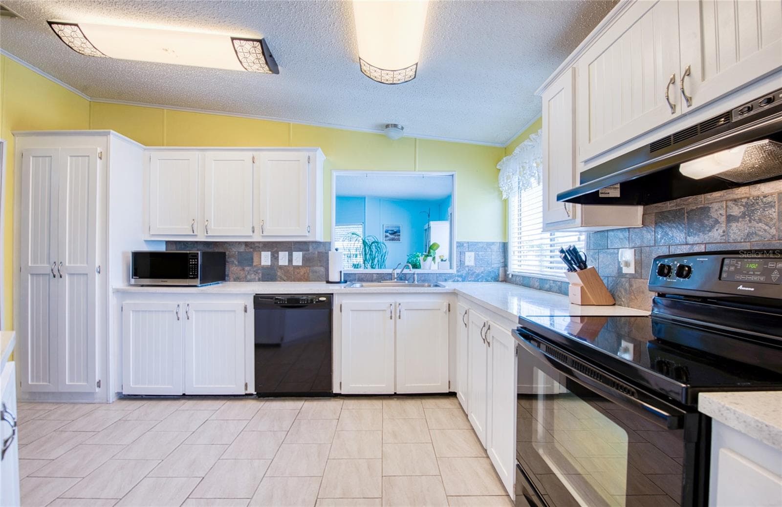 228 TARPON LANE — photo 5 of 28