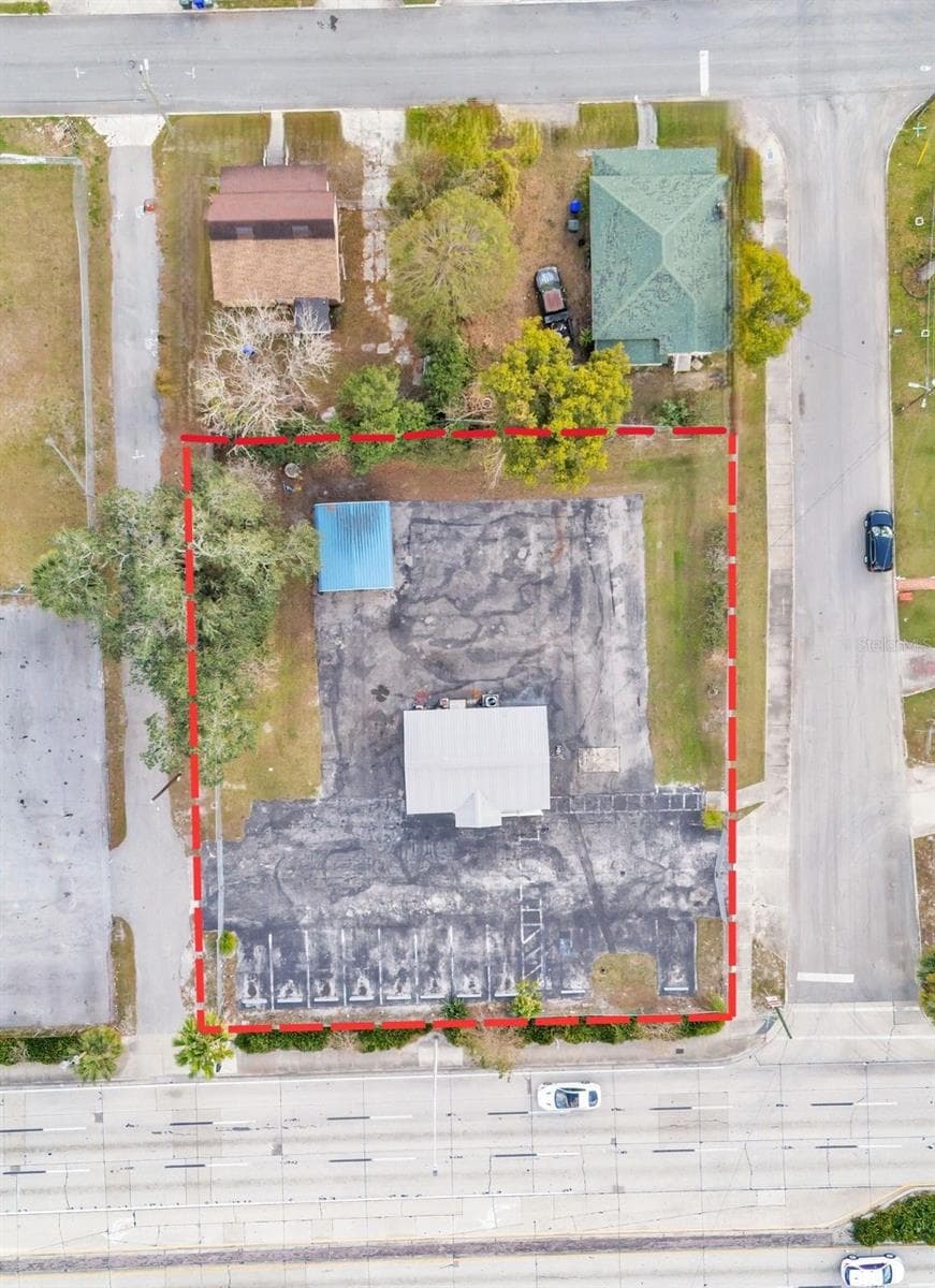 214 MEMORIAL BOULEVARD — photo 15 of 16