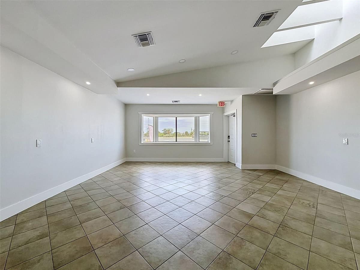 13414 US HIGHWAY 19 — photo 12 of 42