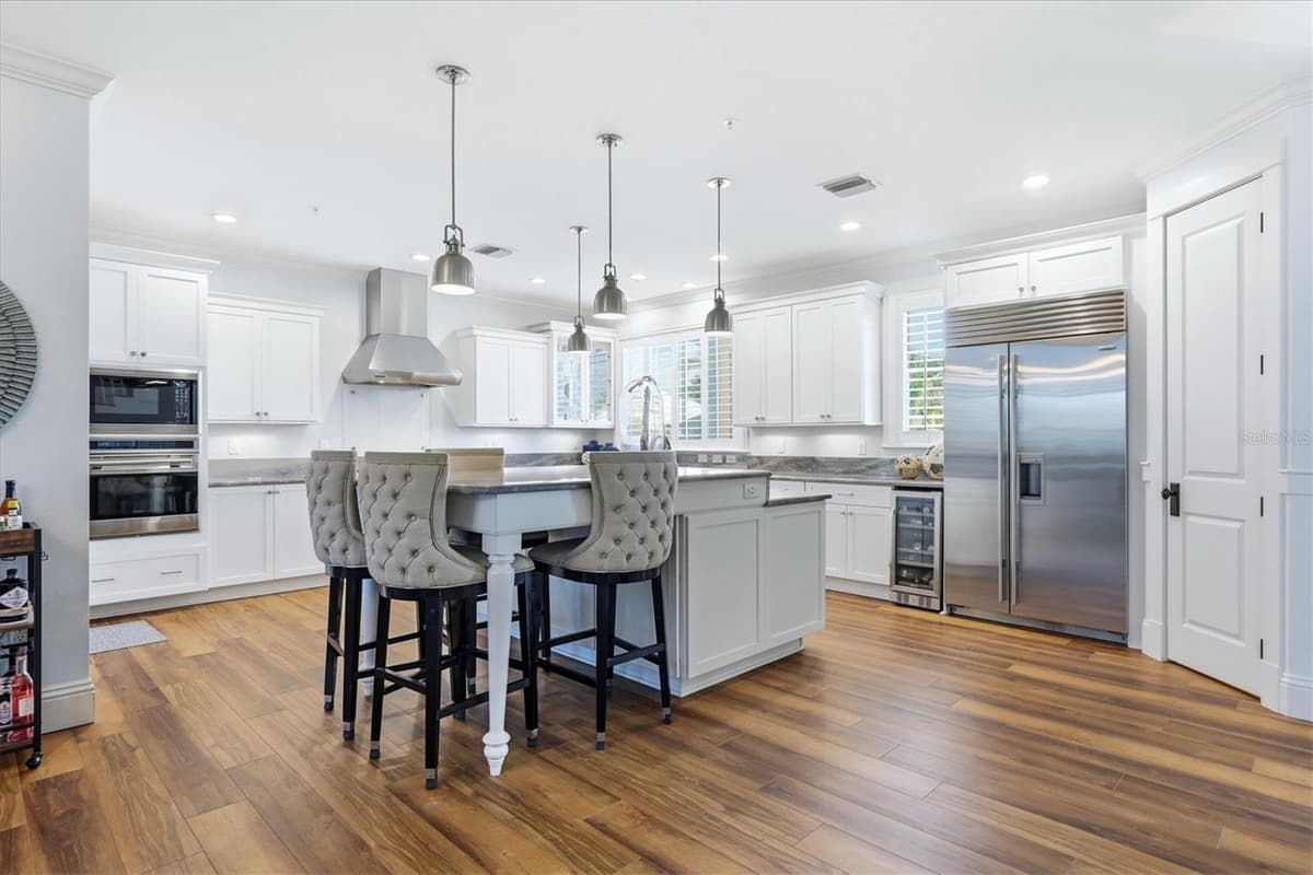 81 GULF BOULEVARD — photo 14 of 52
