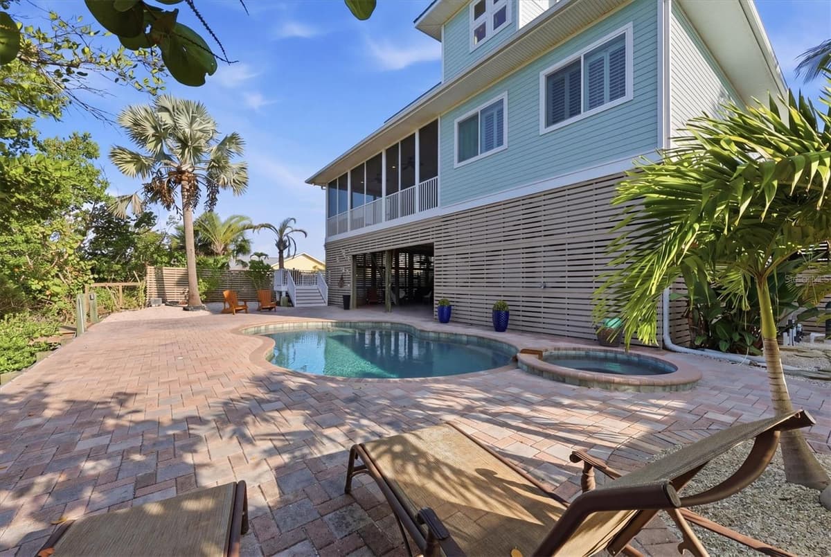 81 GULF BOULEVARD — photo 44 of 52