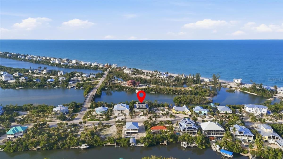 81 GULF BOULEVARD — photo 4 of 52