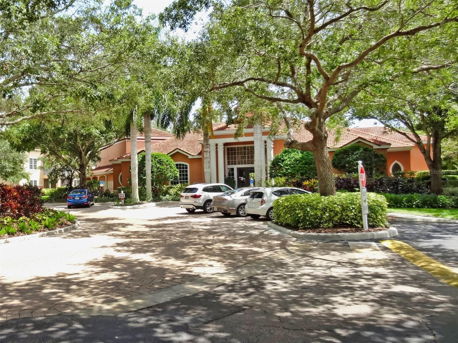 4114 CENTRAL SARASOTA PKWY — photo 33 of 64