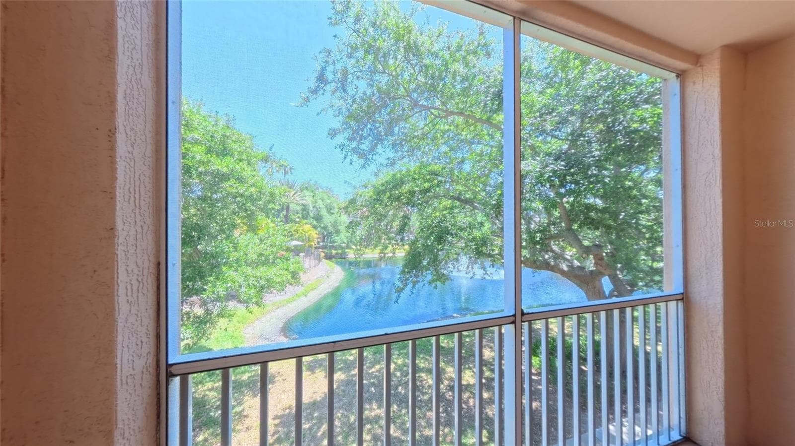 4114 CENTRAL SARASOTA PKWY — photo 16 of 64