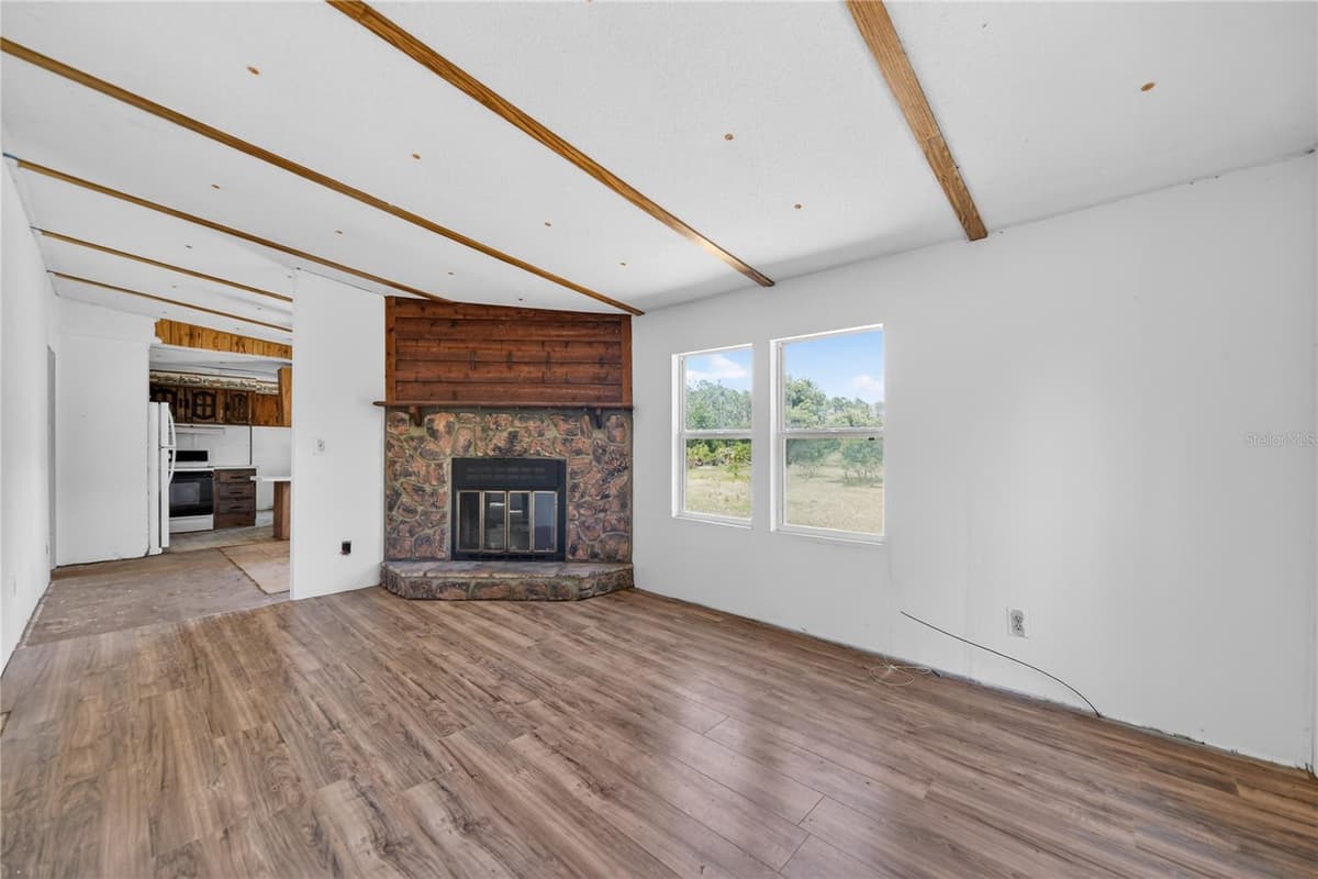 23000 TEX WHEELER AVENUE — photo 15 of 30