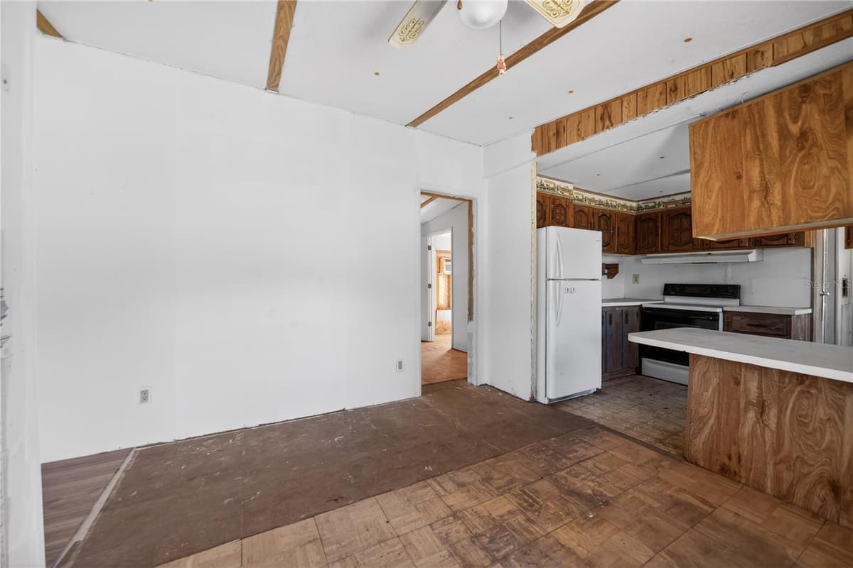 23000 TEX WHEELER AVENUE — photo 5 of 30