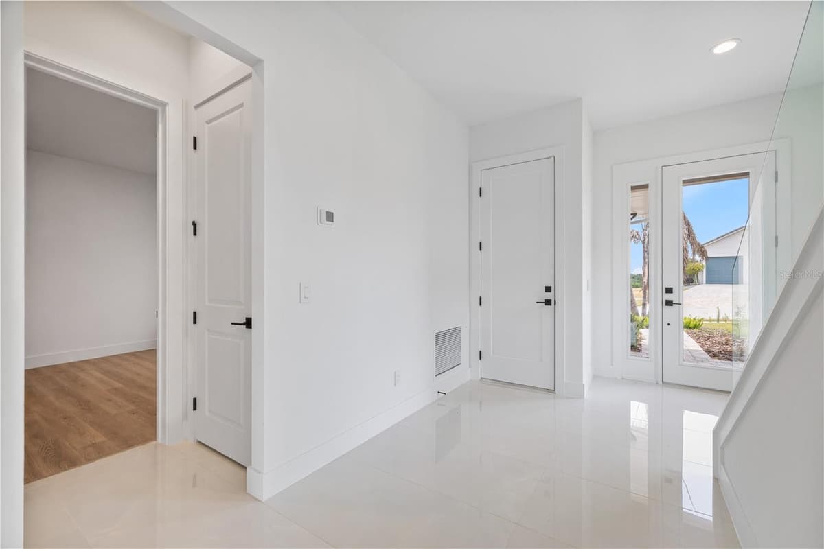 16229 RAVENNA COURT — photo 32 of 87
