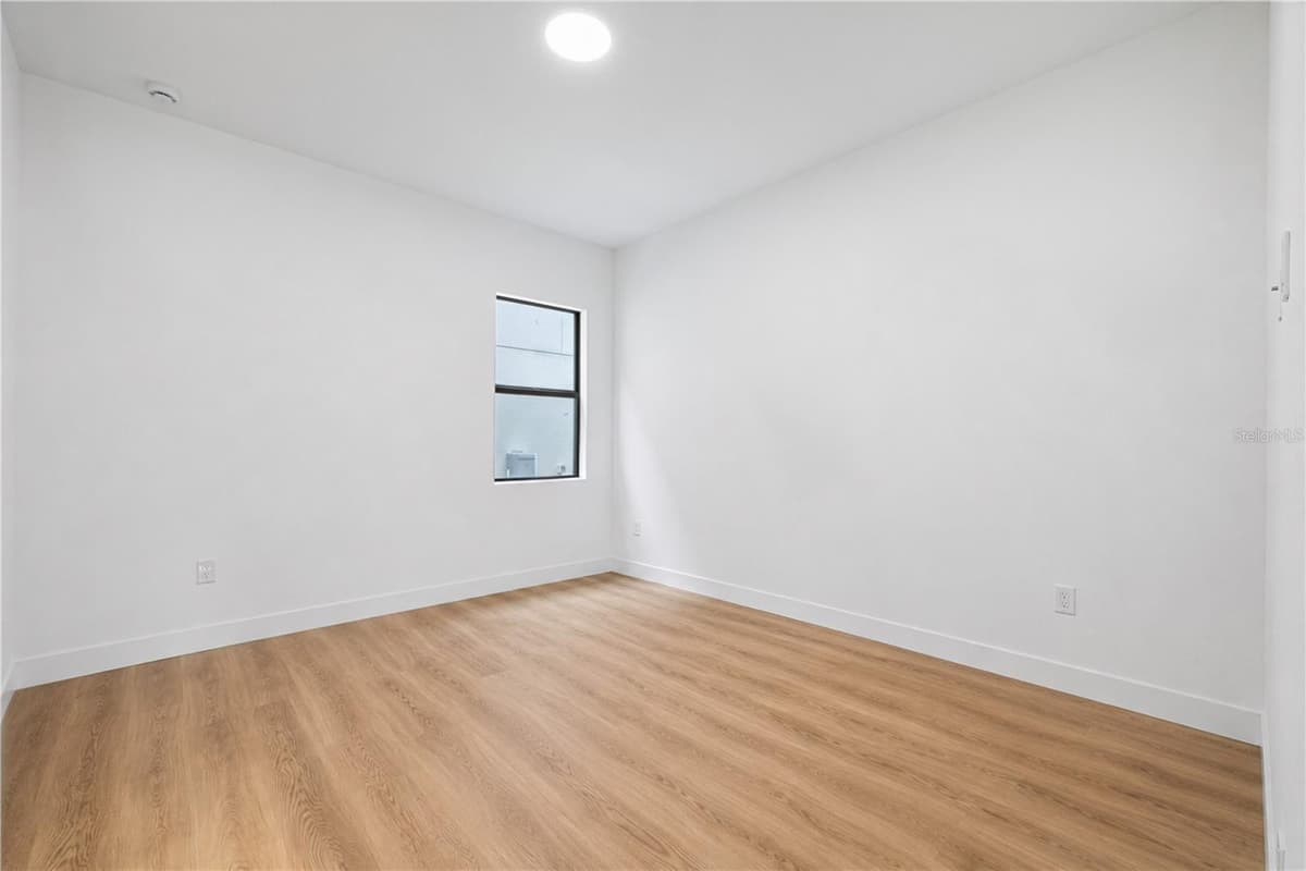 16229 RAVENNA COURT — photo 41 of 87