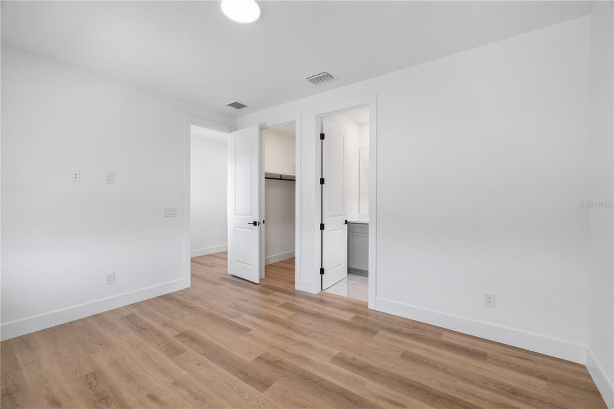 16229 RAVENNA COURT — photo 43 of 87