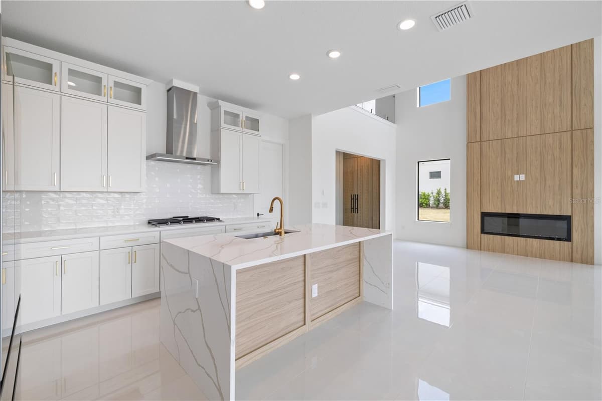 16229 RAVENNA COURT — photo 14 of 87