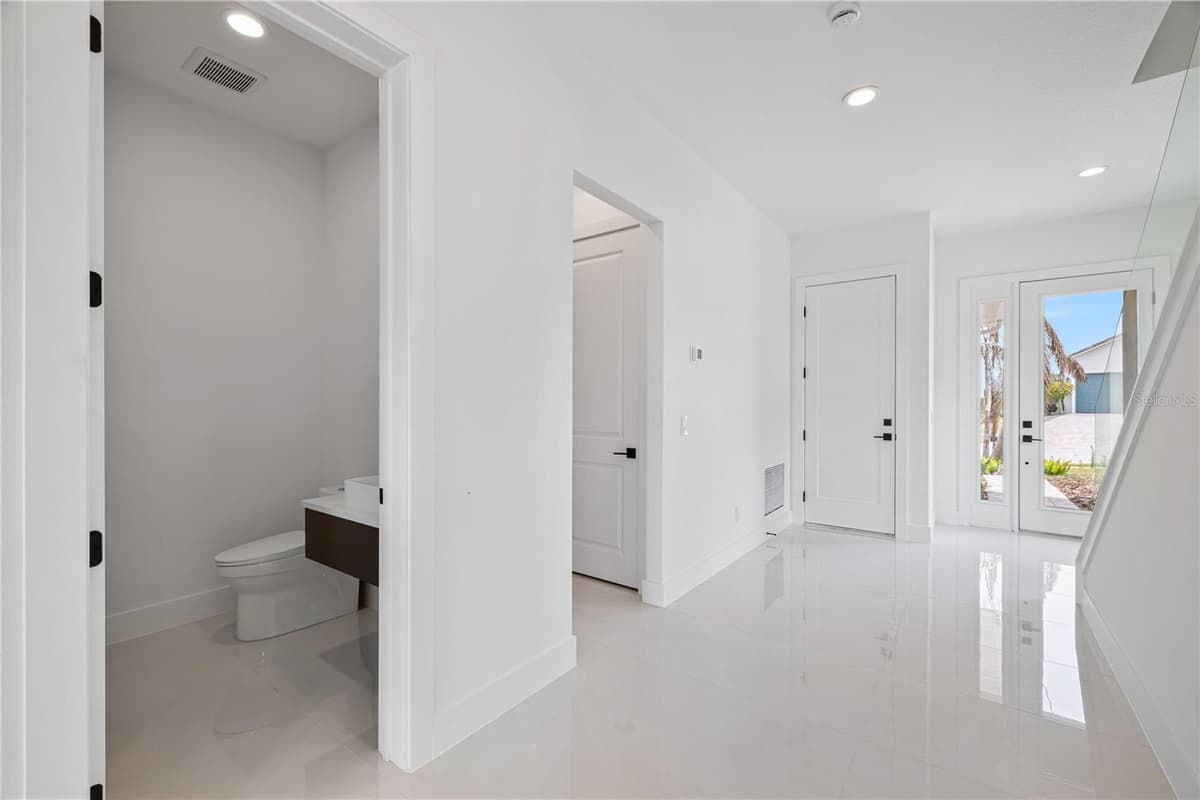 16229 RAVENNA COURT — photo 30 of 87