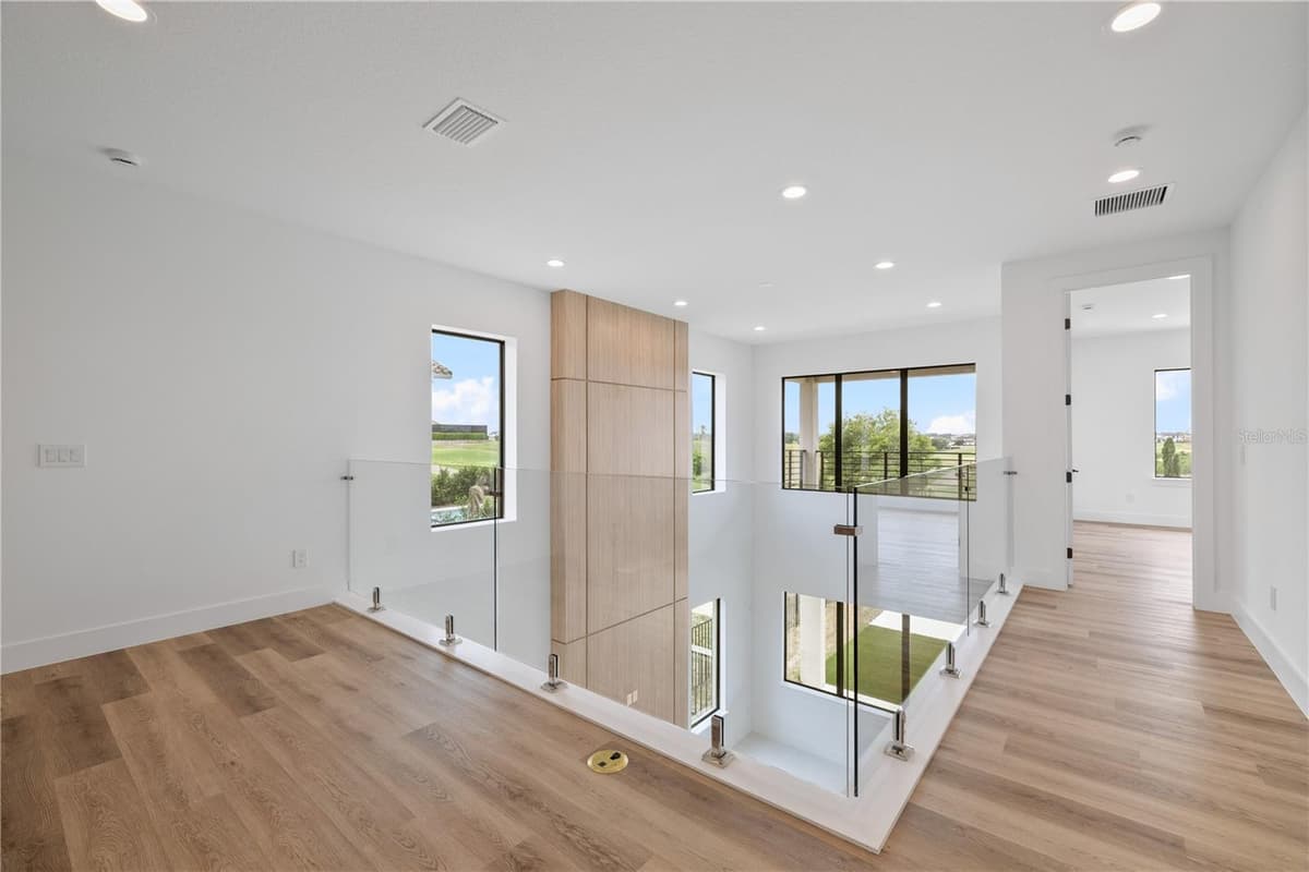 16229 RAVENNA COURT — photo 27 of 87