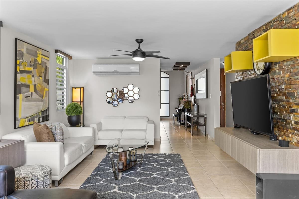 677 PASEO LOS CORALES I, MAR INDICO ST — photo 12 of 39