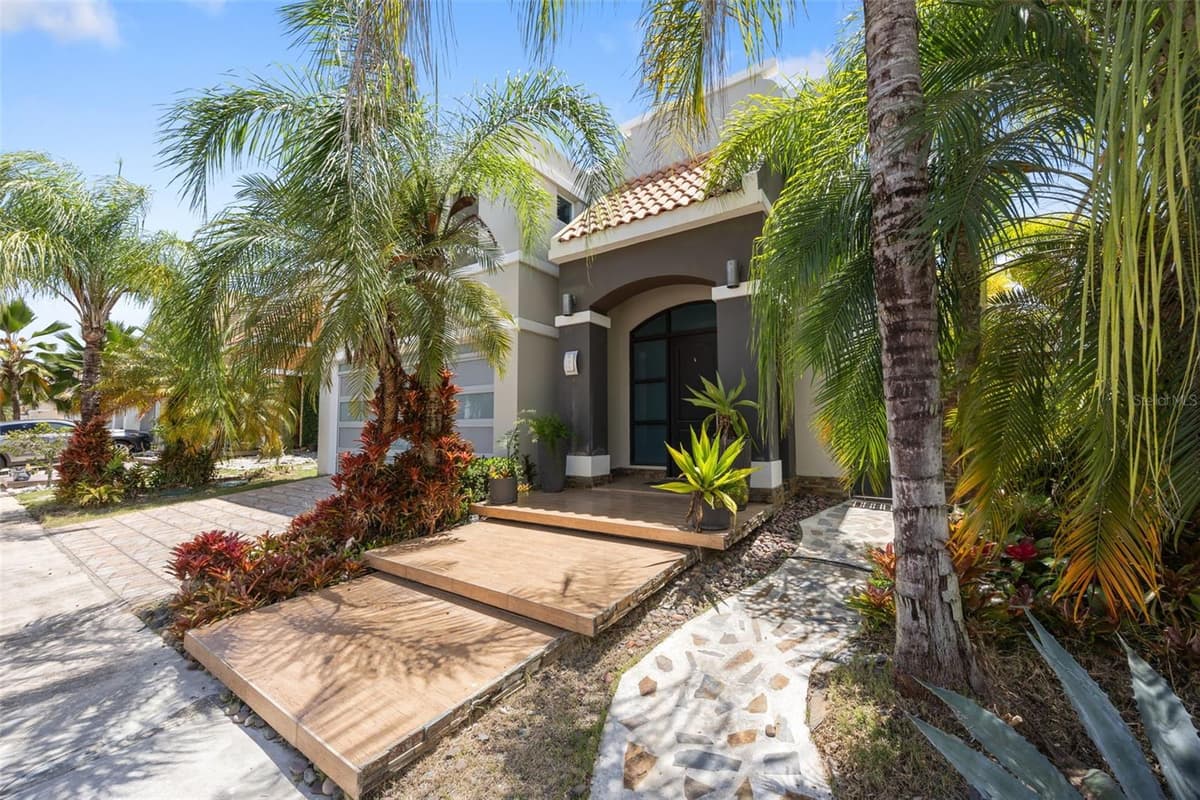 677 PASEO LOS CORALES I, MAR INDICO ST — photo 2 of 39