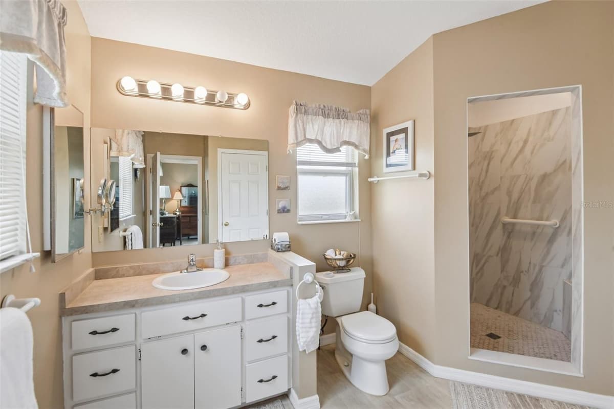 8212 HAYWARD LANE — photo 31 of 57