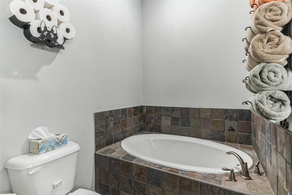 723 RIVER RUN ROAD — photo 9 of 35
